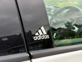 Volkswagen Golf 2.0 TSI GTI DSG ADIDAS EDITION 5DR HATCHBACK EURO 5