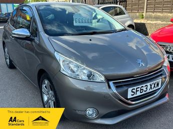 Peugeot 208 1.2 VTi Allure 3dr 82BHP