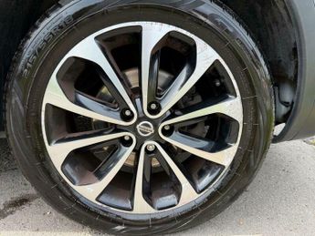Nissan Qashqai 1.6 n-tec+ CVT 2WD Euro 5 5dr