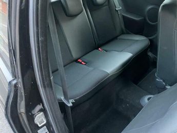 Renault Clio 1.2 Dynamique TomTom Hatchback 3dr Petrol Manual Euro 5 (75 ps)