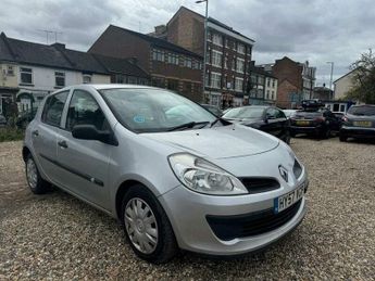 Renault Clio 1.4 16v Expression 5dr