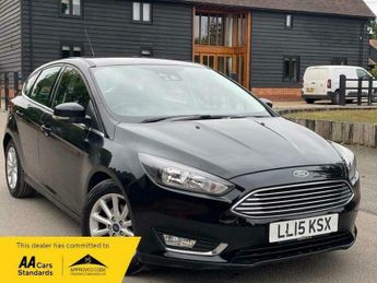 Ford Focus 1.6 Titanium Hatchback 5dr Petrol Powershift Euro 6 (125 ps)