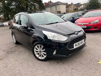 Ford B Max TITANIUM