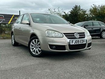 Volkswagen Jetta 1.6 FSI S Euro 4 4dr