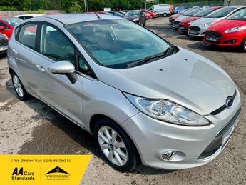 Ford Fiesta ZETEC BLUETOOTH+AIR CON+ISOFIX