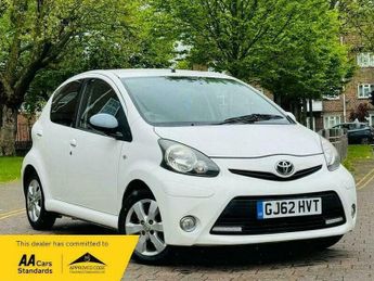 Toyota AYGO 1.0 VVT-i Fire Euro 5 5dr