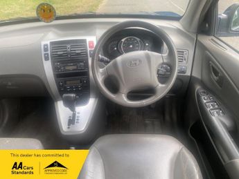Hyundai Tucson 2.7 V6 CDX SUV 5dr Petrol Automatic (237 g/km, 173 bhp)