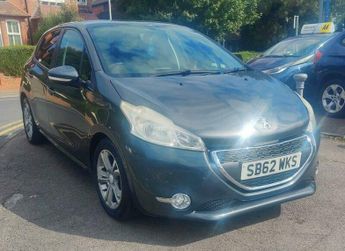 Peugeot 208 1.2 VTi Active Euro 5 5dr