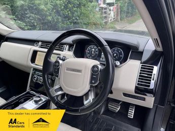 Land Rover Range Rover SDV8 AUTOBIOGRAPHY