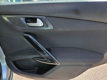 Peugeot 508 E-HDI SW ACTIVE