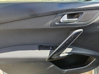 Peugeot 508 E-HDI SW ACTIVE