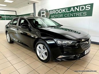 Vauxhall Insignia 1.5 GRAND SPORT DESIGN NAV [SAT NAV & STUNNING EXAMPLE]