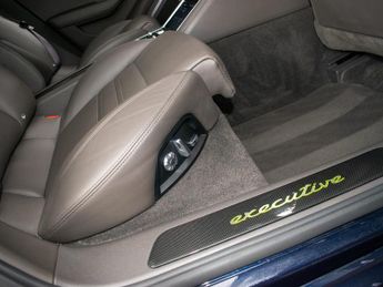 Porsche Panamera TURBO S E-HYBRID EXECUTIVE PDK - Carbon Pack - PDLS+ - Mega Spec