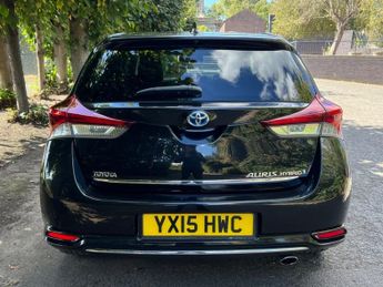 Toyota Auris 1.8 VVT-h Design CVT Euro 6 (s/s) 5dr