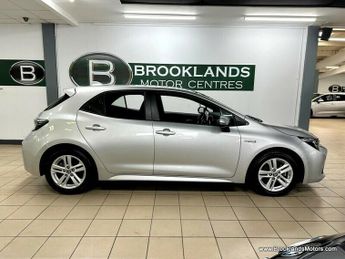 Toyota Corolla 1.8 ICON TECH [SAT NAV, HEATED SEATS & REVERSE CAMERA]