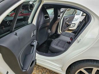 Mercedes-Benz A Class 1.6 A180 Sport 7G-DCT Euro 6 (s/s) 5dr