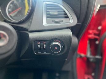 Vauxhall Astra 1.6 16v Exclusiv Auto Euro 5 5dr