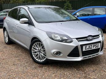 Ford Focus 1.0T EcoBoost Zetec Euro 5 (s/s) 5dr