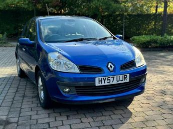 Renault Clio 1.4 16v Privilege 5dr