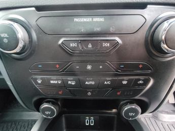 Ford Ranger WILDTRAK 4X4 DCB TDCI