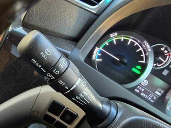 Toyota Vellfire 2.4 Hybrid Automatic 7 Seats 5dr Cruise Control Parking Sensors 