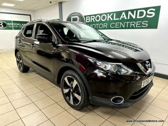 Nissan Qashqai N-CONNECTA 1.5 DCI [7X SERVICES, SAT NAV, REVERSE CAMERA, PANORA