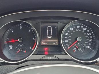 Volkswagen Passat 2.0 TDI BlueMotion Tech SE Business DSG Euro 6 (s/s) 4dr