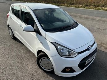 Hyundai I10 1.0 SE £35 ROAD TAX GREAT 1ST CAR CD/MP3 AIR CON ALLOYS 1 YEAR M