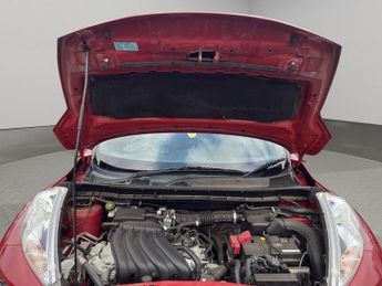 Nissan Juke 1.6 Acenta Premium CVT Euro 5 5dr