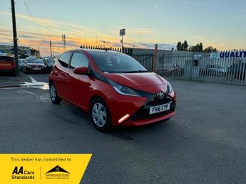 Toyota AYGO 1.0 VVT-i x-play Hatchback 5dr Petrol Manual Euro 5 Euro 5 (68 p