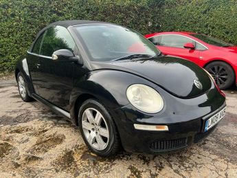 Volkswagen Beetle 1.6 Luna Cabriolet Euro 4 2dr