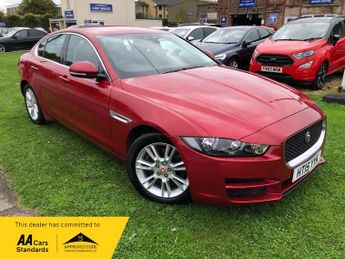 Jaguar XE PRESTIGE 2.0 Petrol Automatic 4 Door Saloon 2015 [197 BHP]