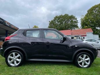 Nissan Juke 1.6 Acenta CVT Euro 5 5dr