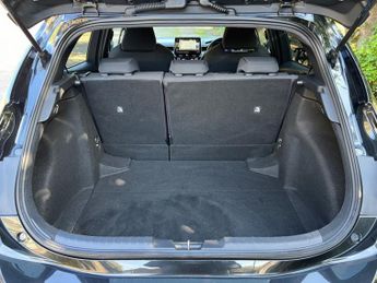 Toyota Corolla VVT-I DESIGN