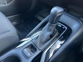 Toyota Corolla VVT-I DESIGN