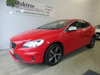 Volvo V40 D4 R-DESIGN NAV PLUS