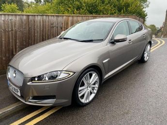 Jaguar XF V6 LUXURY