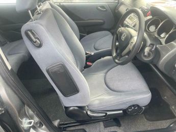 Honda Jazz 1.4 i-DSI SE CVT-7 5dr
