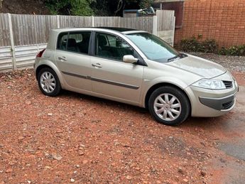 Renault Megane DYNAMIQUE 16V