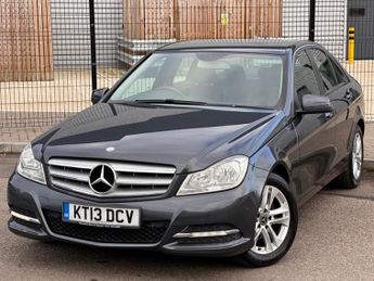 Mercedes C Class 1.6 C180 BlueEfficiency Executive SE Saloon 4dr Petrol G-Tronic+