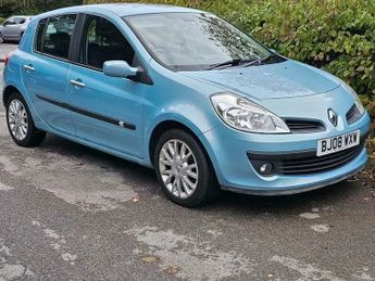 Renault Clio 1.2 TCe 16v Dynamique 5dr