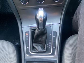 Volkswagen Golf SE TDI BLUEMOTION TECHNOLOGY DSG-AUTOMATIC-FULL SERVICE HISTORY-