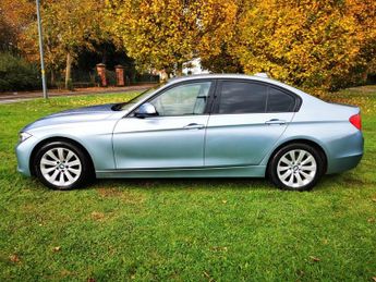 BMW 3 SERIES 320i XDRIVE MODERN