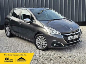 Peugeot 208 1.2 PureTech Signature Euro 6 (s/s) 5dr