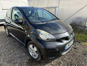 Toyota AYGO 1.0 VVT-i Black Euro 4 3dr (AC)