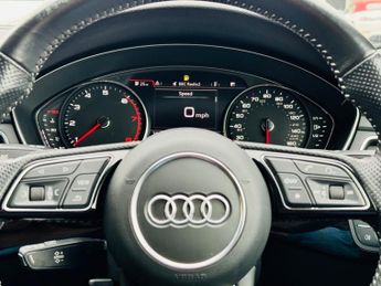 Audi A4 TFSI S LINE BLACK EDITION