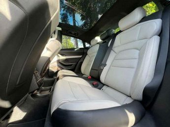 Porsche Taycan Performance Plus 93.4kWh Turbo Auto 4WD 4dr