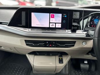 Volkswagen LT Multivan 1.4 Plugin Hybrid PCO Ready 5dr 7 Seats MPV TSI 13kWh L