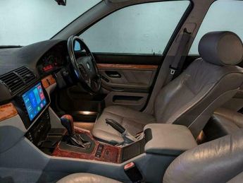 BMW 5 SERIES 3.5 535i 4dr