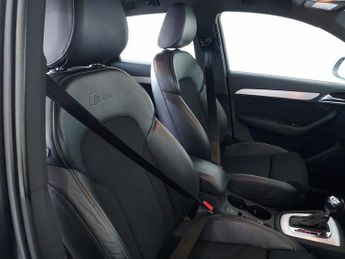 Audi Q3 TDI QUATTRO S LINE NAVIGATION